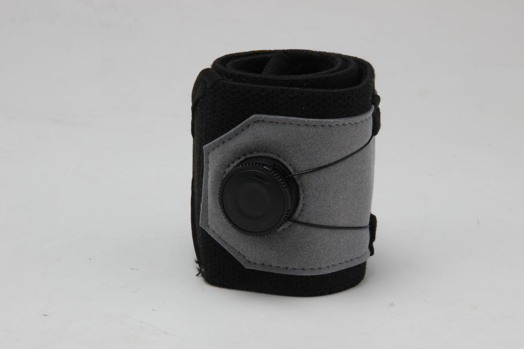 Wrist Wraps With Knobs