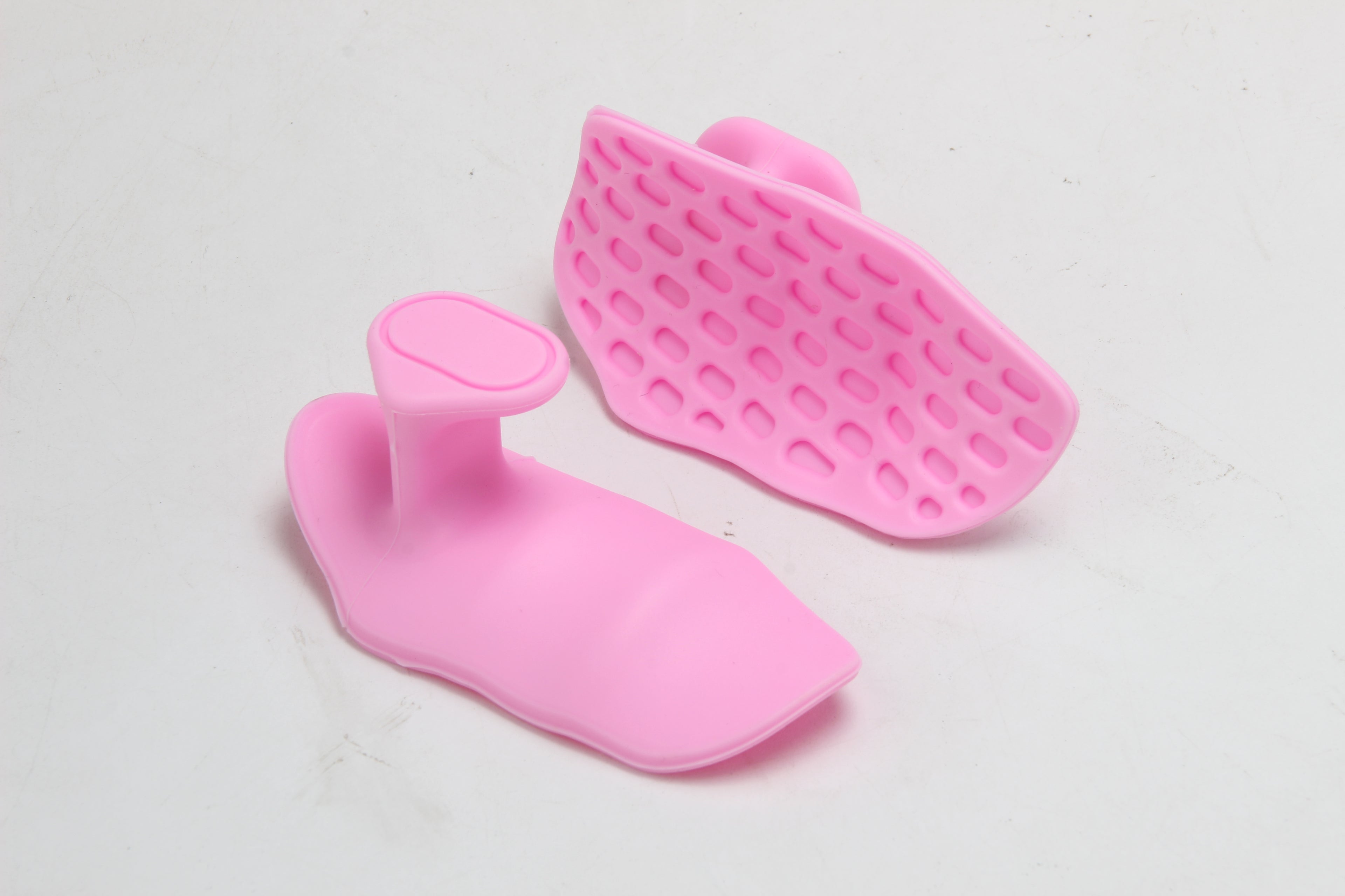 Alien Grips